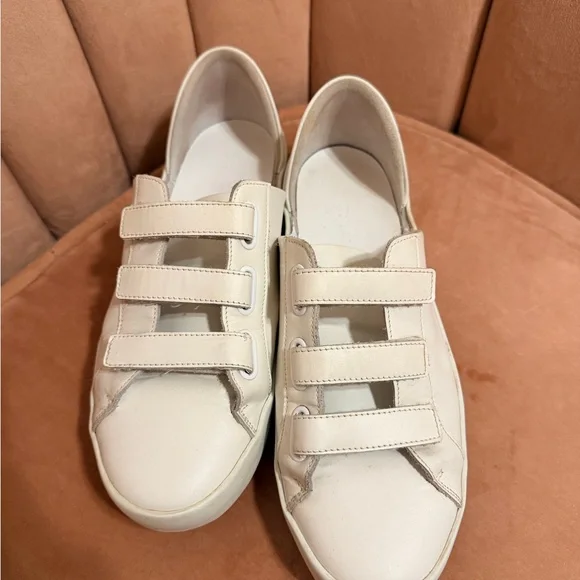 Freda Salvador - Libby d’Orsay sneakers in white leather - Picture 8 of 12